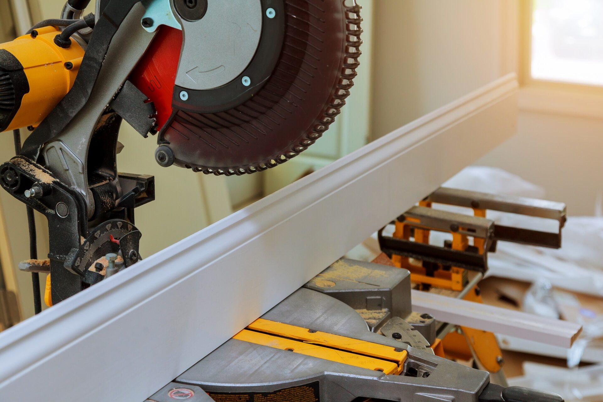 baseboard moulding for rounded corners