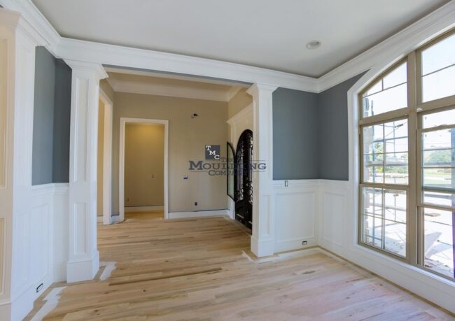 Comparison of modern, traditional, and craftsman interior trim styles using baseboards, crown moulding, and casings