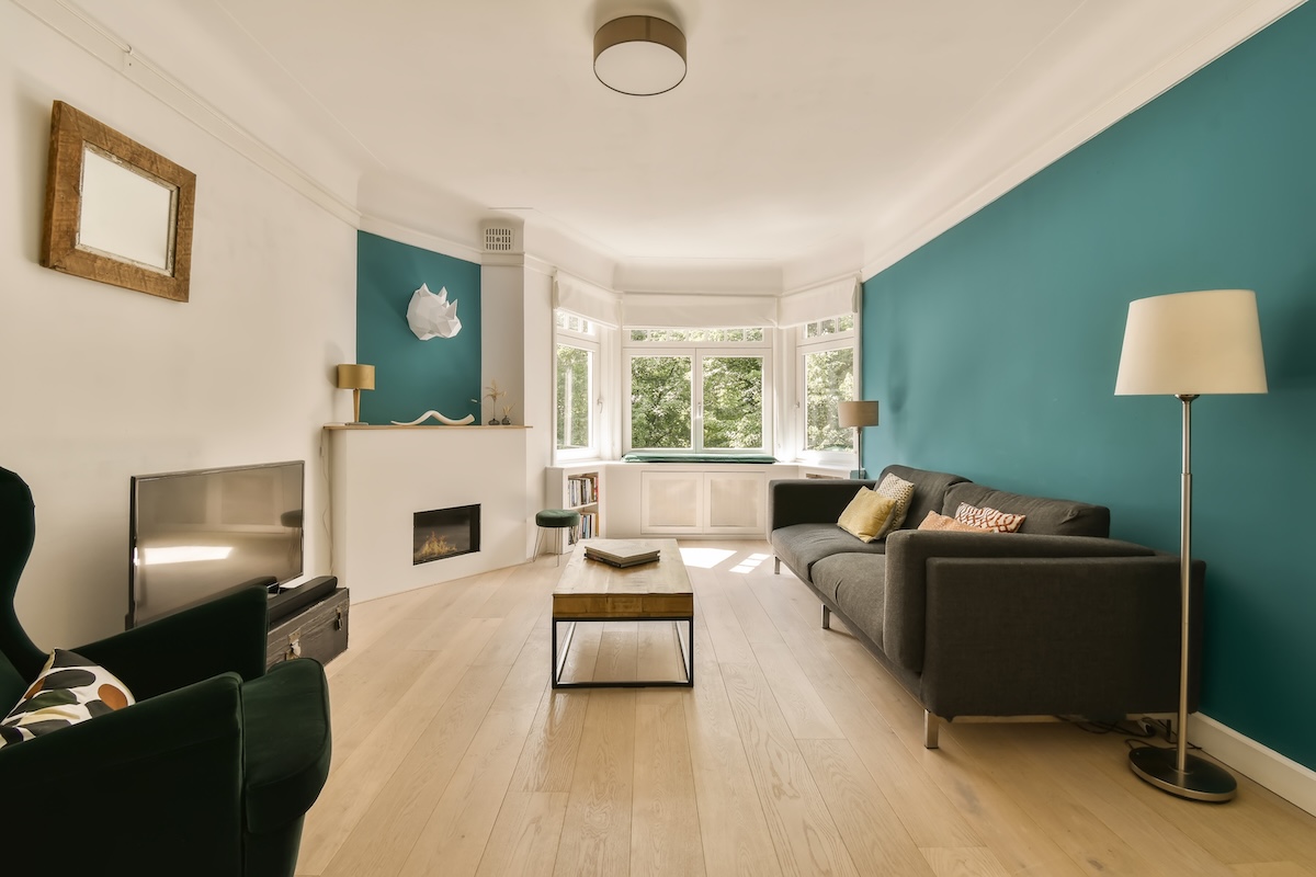 A cohesive interior trim package featuring matching baseboards, door casings, crown moulding, and wall moulding throughout a modern home
